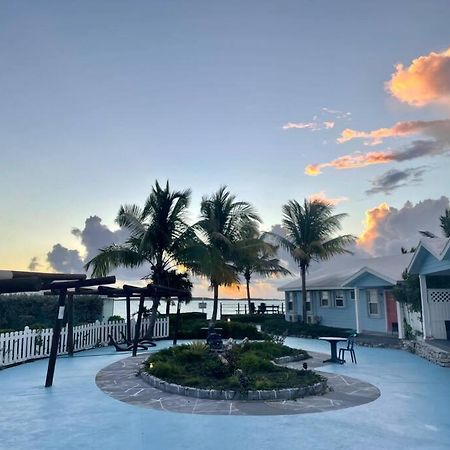 Beautiful Villa Just Steps Away From The Beach! George Town Exterior foto