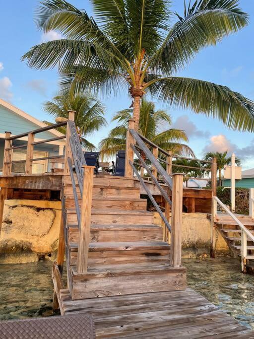 Beautiful Villa Just Steps Away From The Beach! George Town Exterior foto