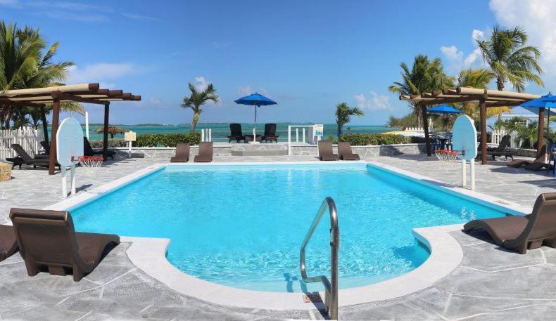 Beautiful Villa Just Steps Away From The Beach! George Town Exterior foto